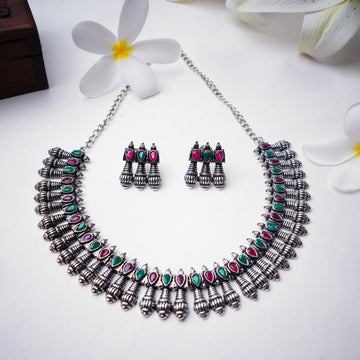 Silver Plated Designer Stone Necklace Set