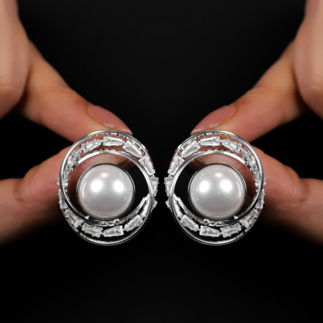 Halo Studded Pearl Earrings