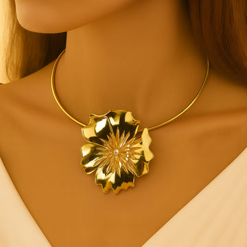 Golden Hibiscus - Choker & Earrings Set