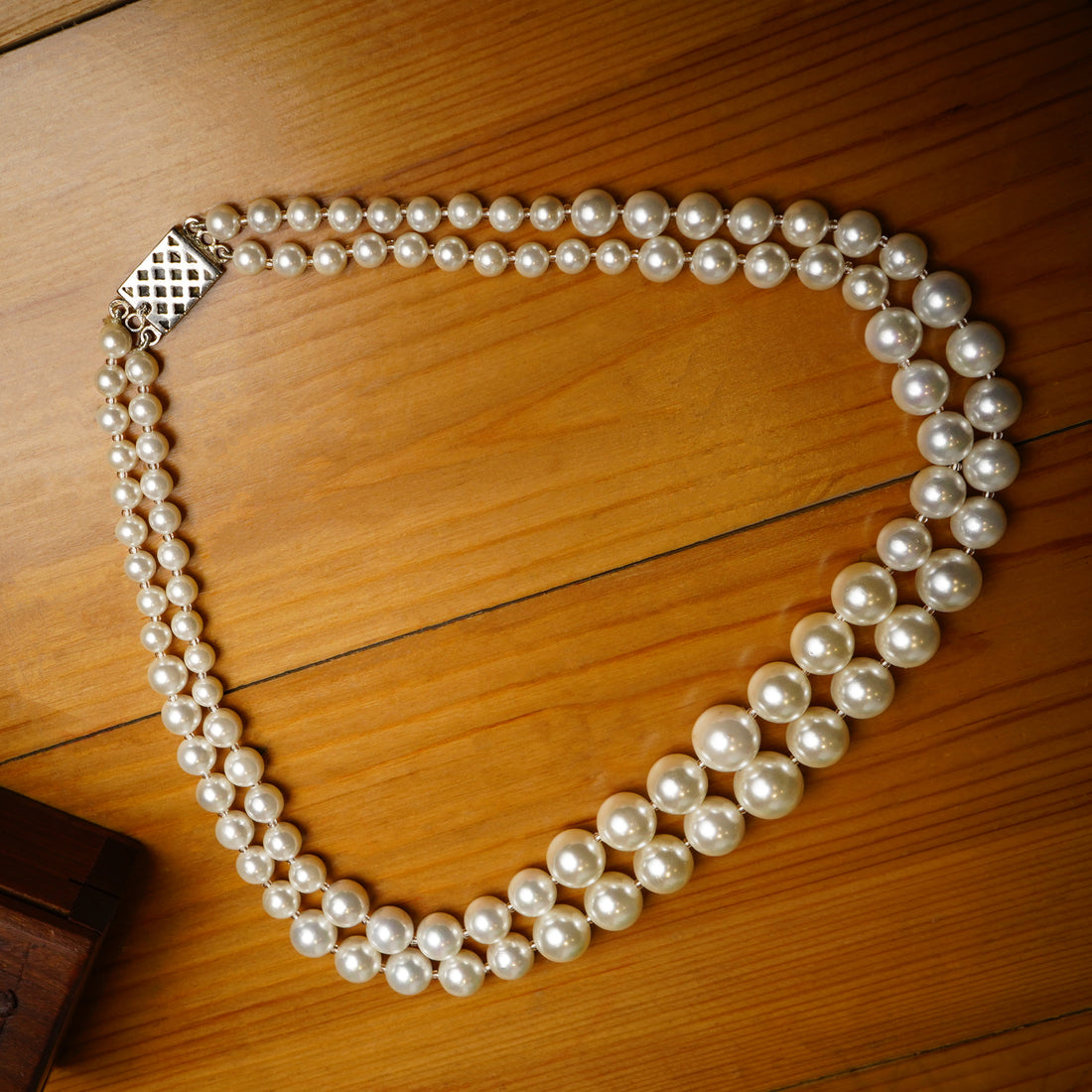 Double Strands Oval Pearl Necklace