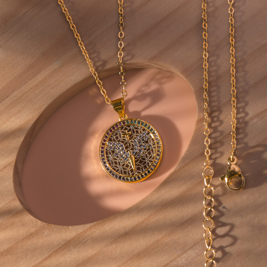 Gold Filled Chain Round Pendants