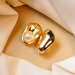 Load image into Gallery viewer, Top of The Pearl Earrings
