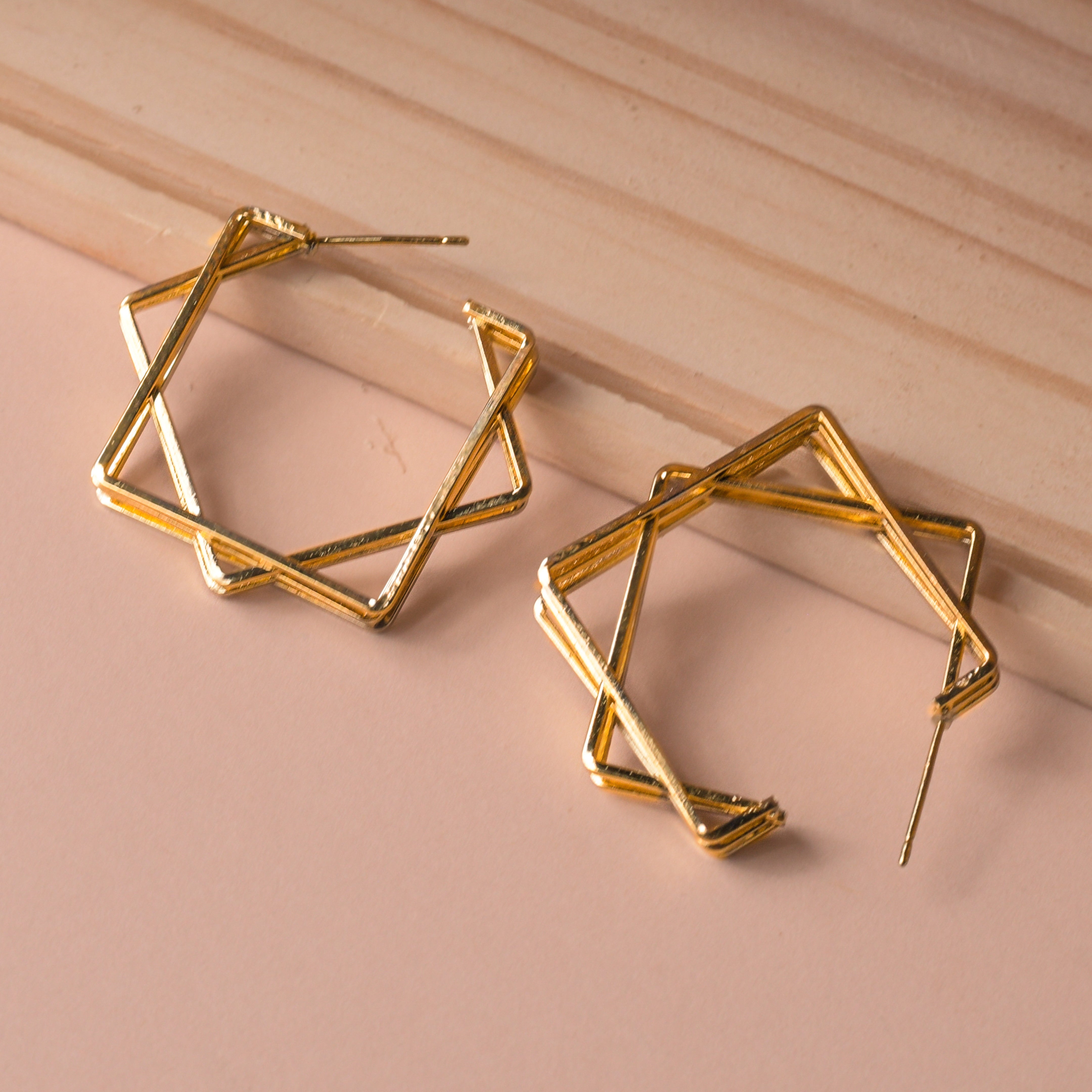 Geometric Round Earrings