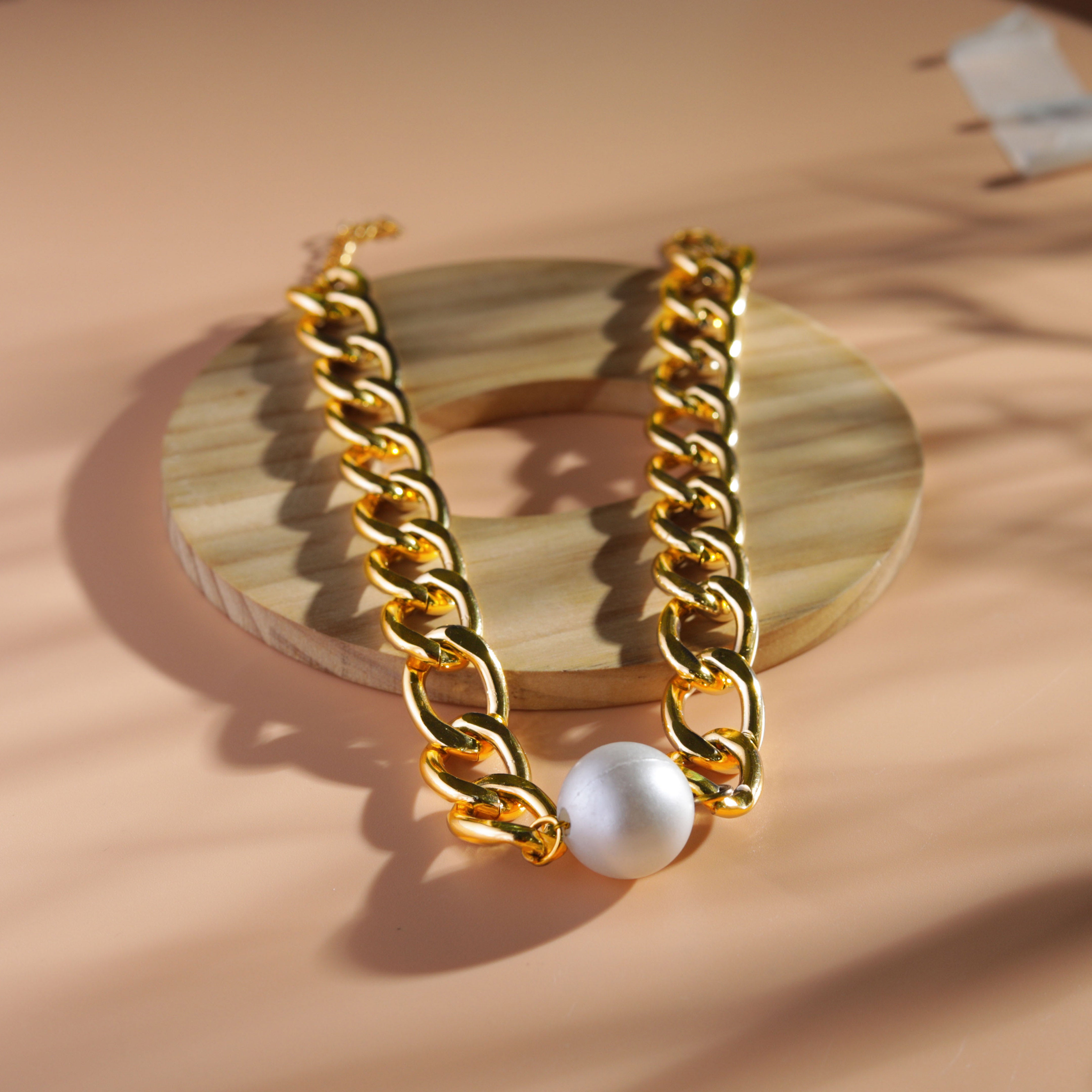 Gold Chain Pearl Chokar