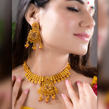 Gold-Plated Stone-Studded Necklace Set