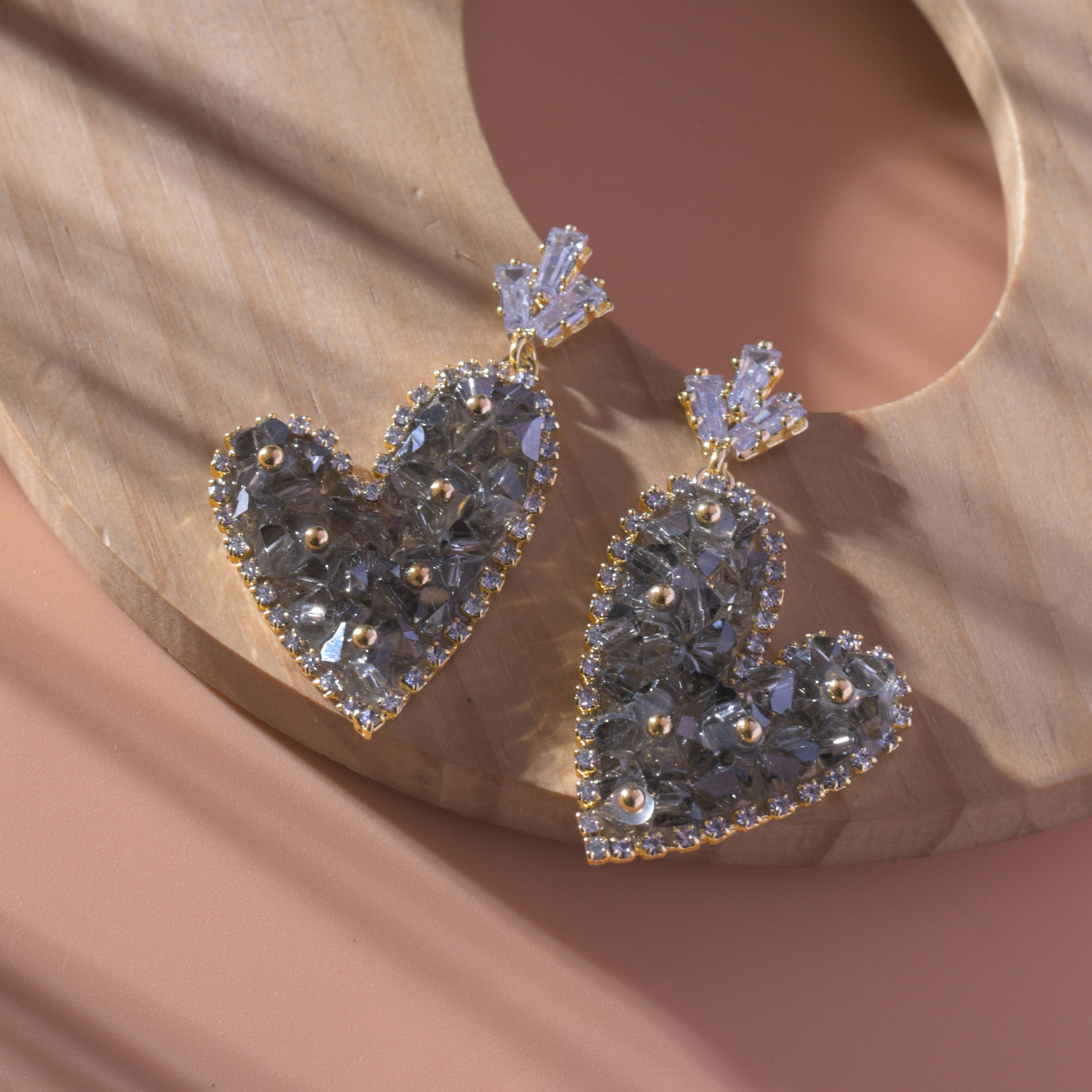 Black Sparkling Heart Earrings