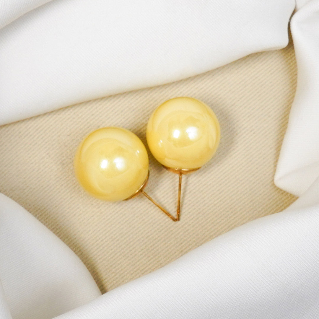 Sunny Pearl Studs Earrings