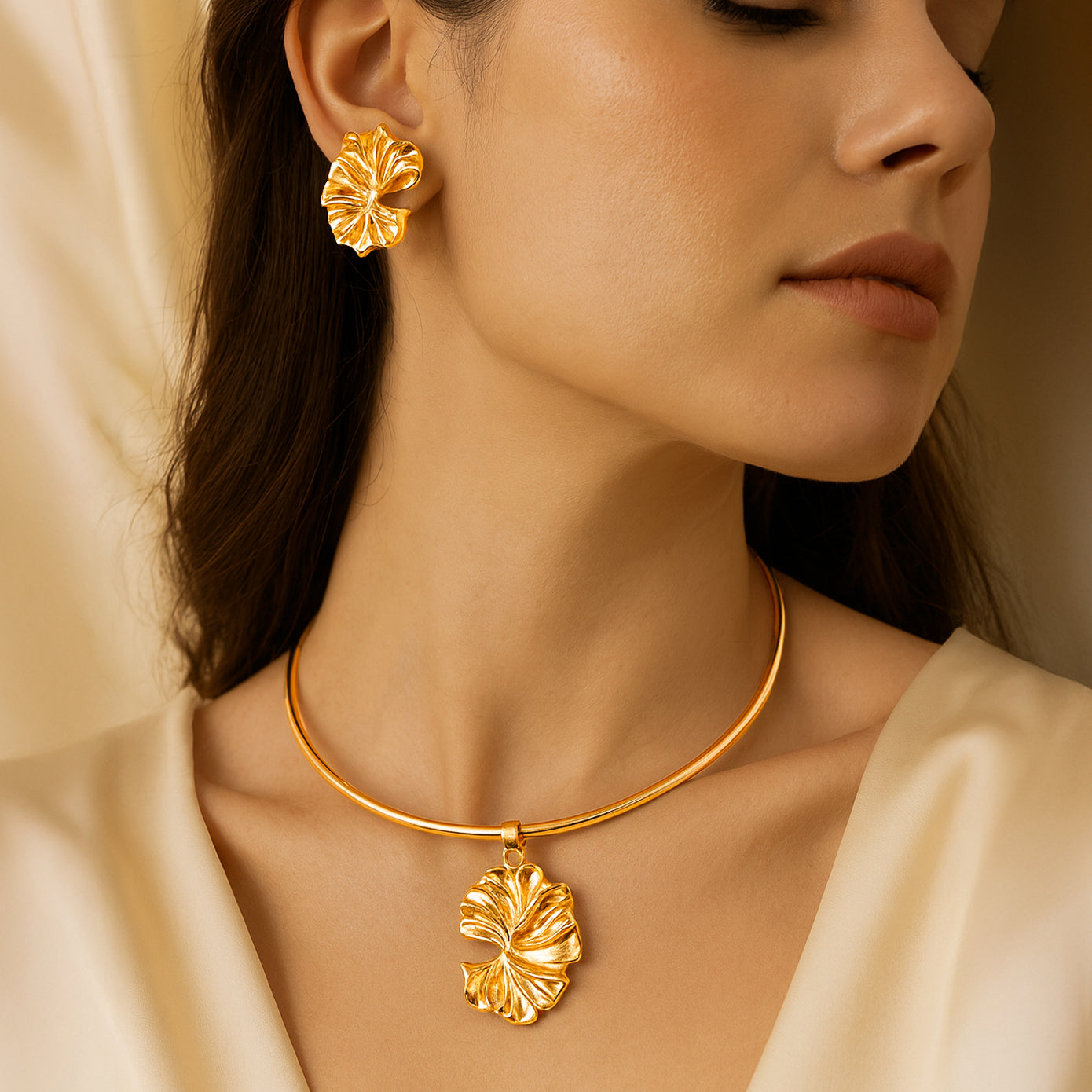 Petal Glow - Gold Choker & Earrings Set