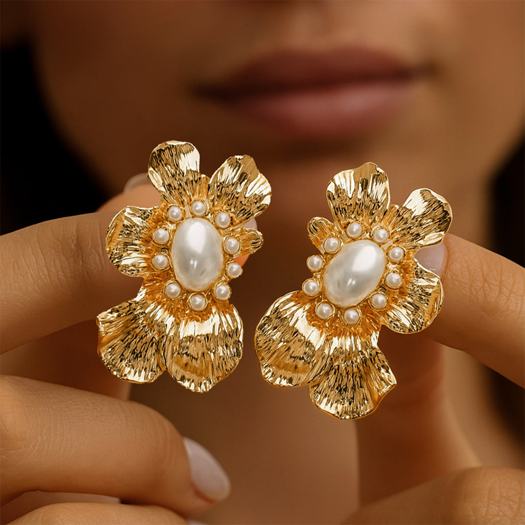 Blooming Gold - Statement Stud Earrings