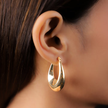 Gold Oval Cool Earrings