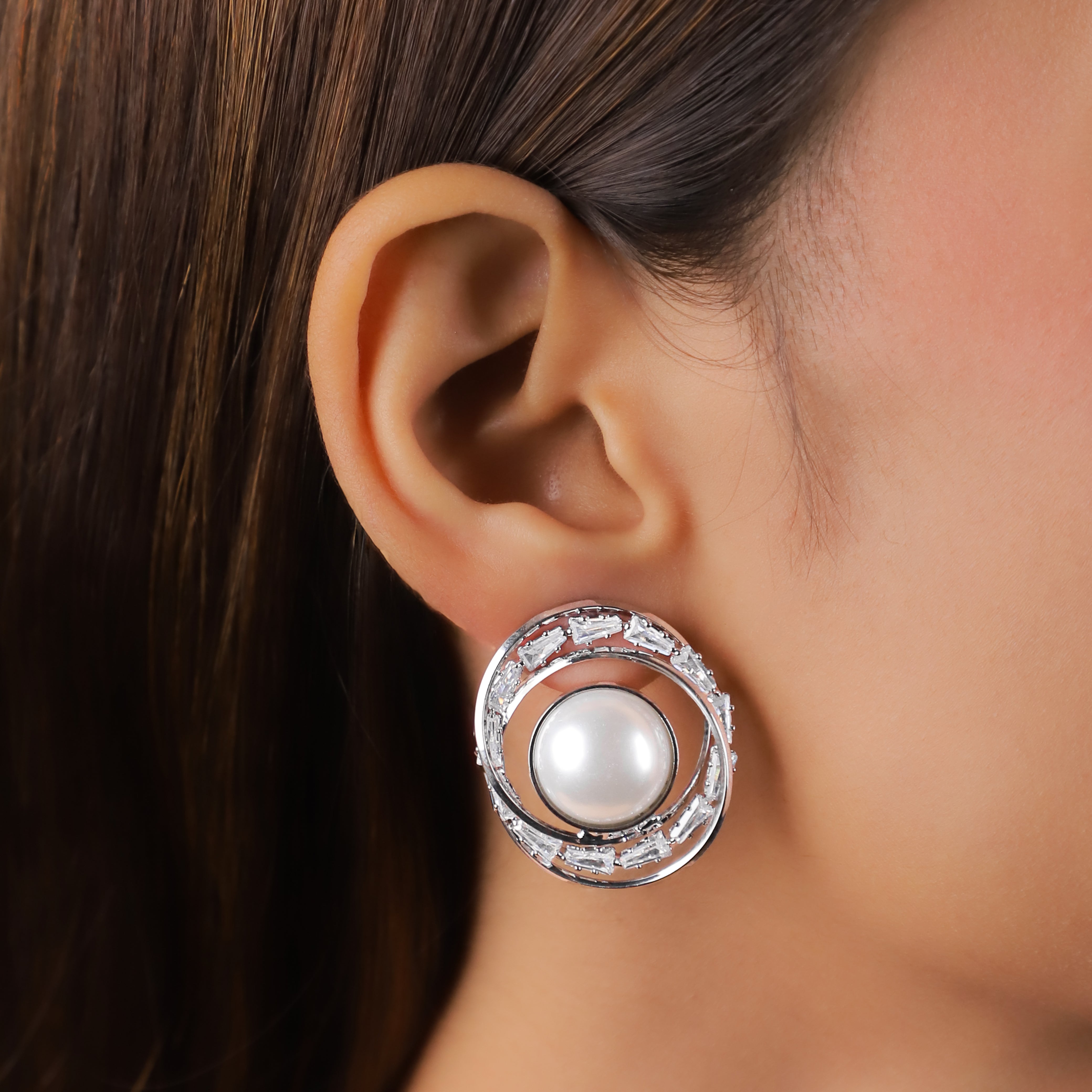 Halo Studded Pearl Earrings