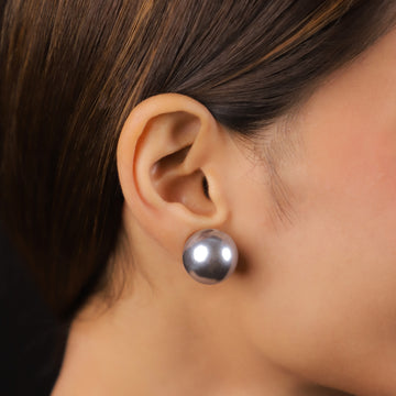 Grayish Pearl Studs Earrings