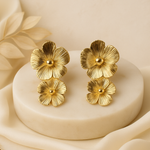 Load image into Gallery viewer, Golden Orchids Earrings
