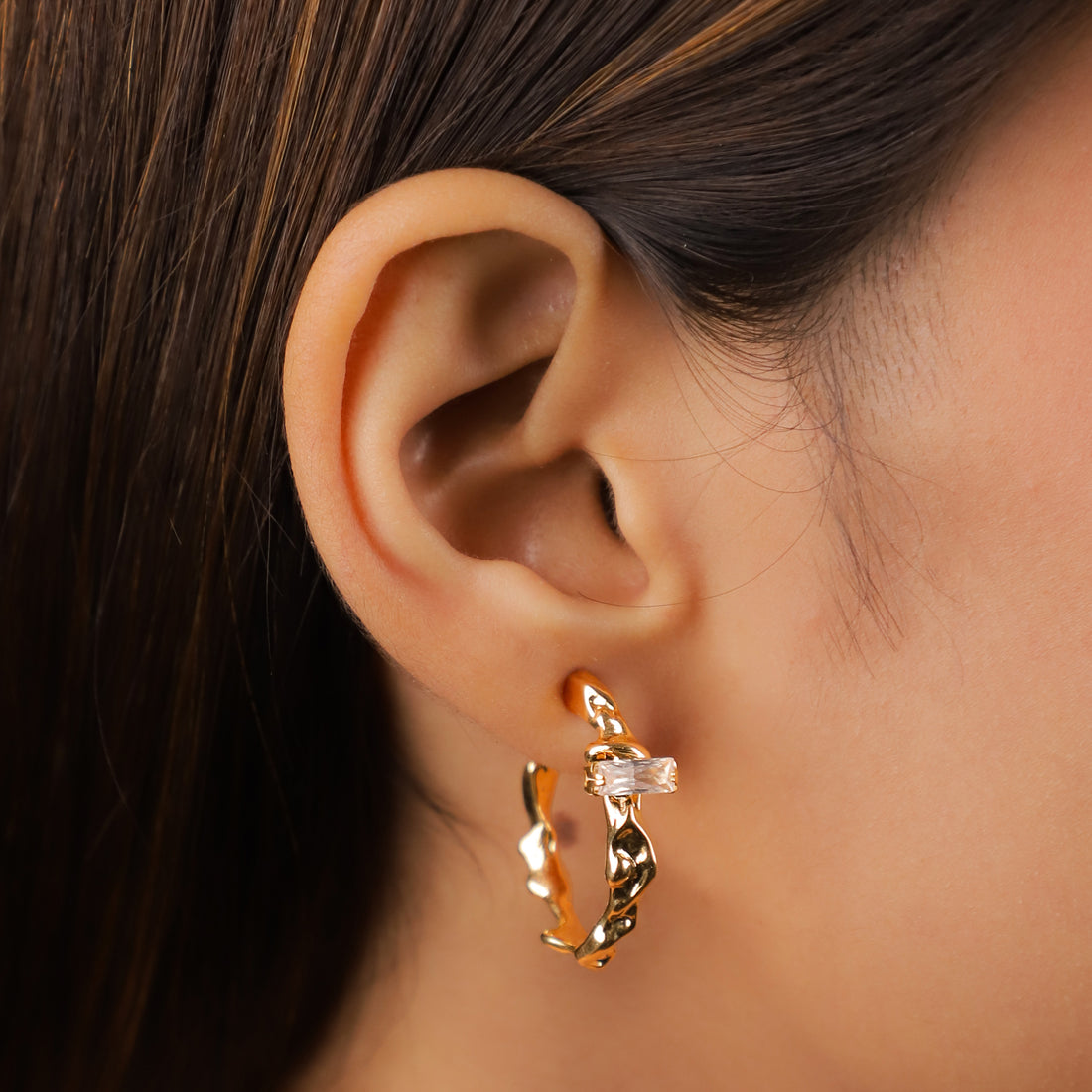 Stylish Hoops With Big Stone