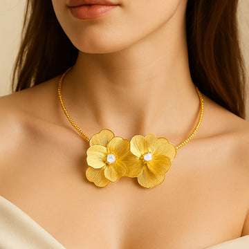 Shimmering Petals - Rhinestone Choker & Stud Earrings Set