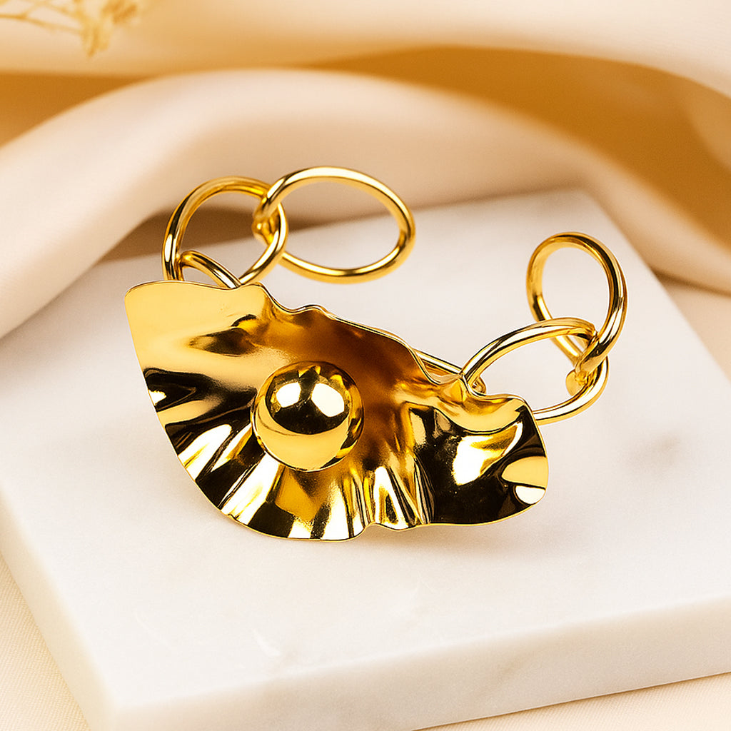 Golden Oyster Cuff Bracelet
