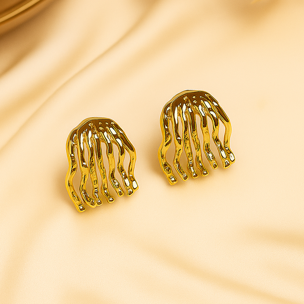 Hammered Golden Strings Earrings