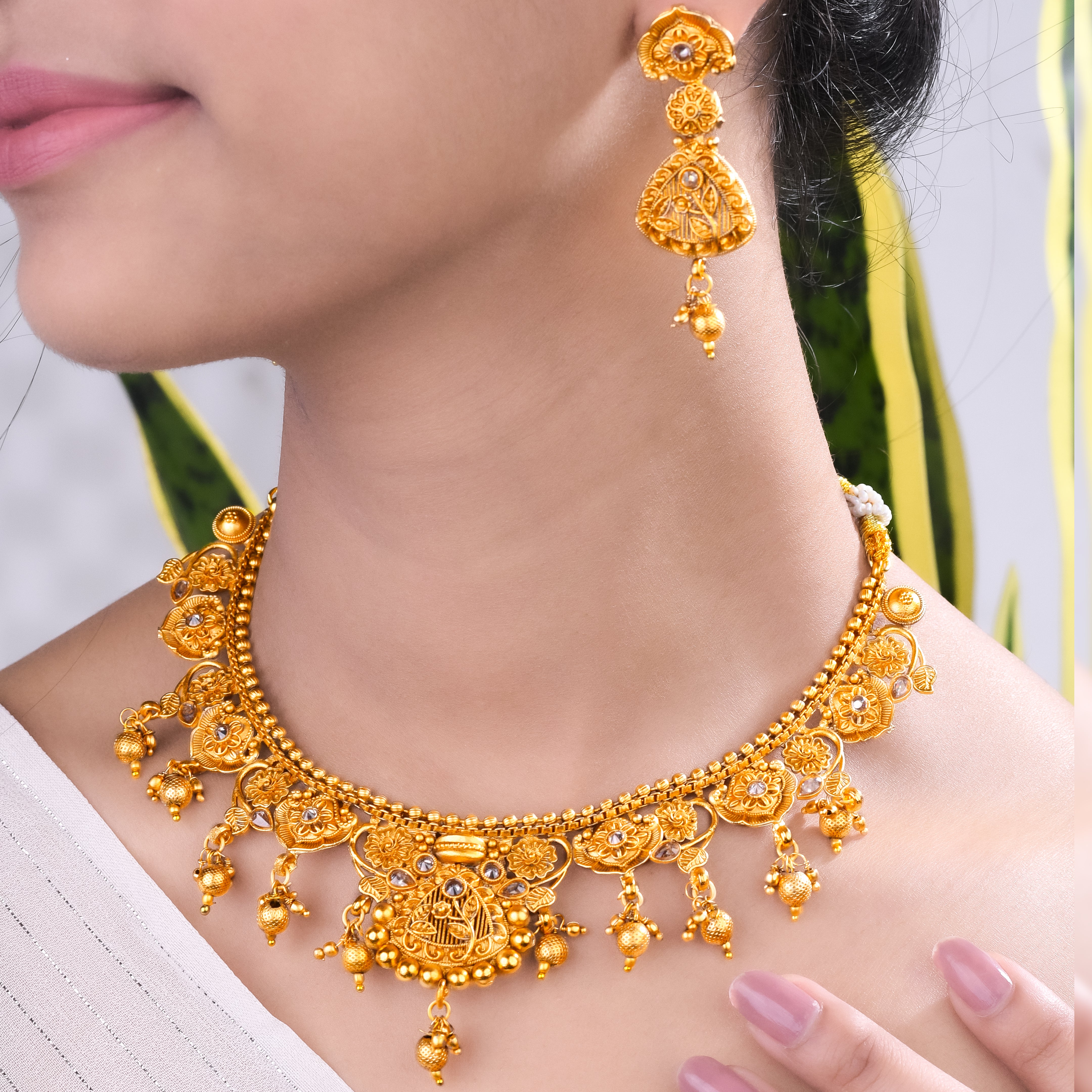 Rajwadi Gold-Plated White Stone Necklace Set