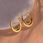 Load image into Gallery viewer, Gold Oval Cool Earrings