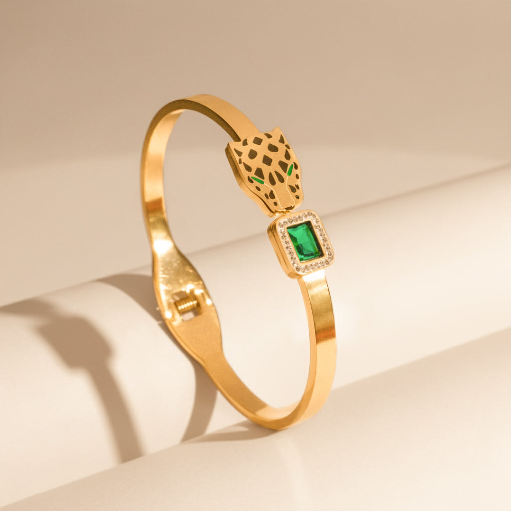 Emerald Eye Bracelet