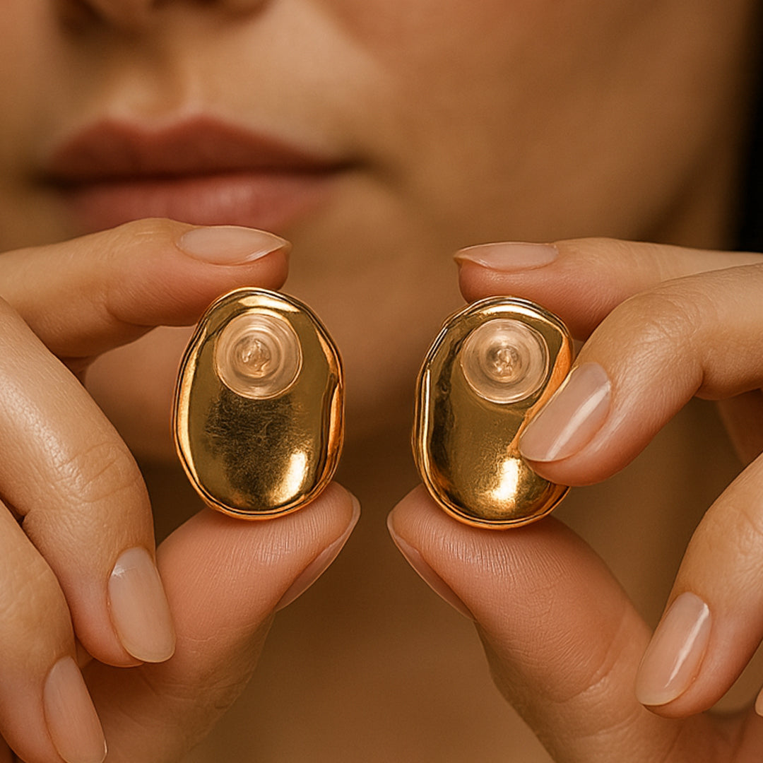 Moonshine - Classic Gem Studs