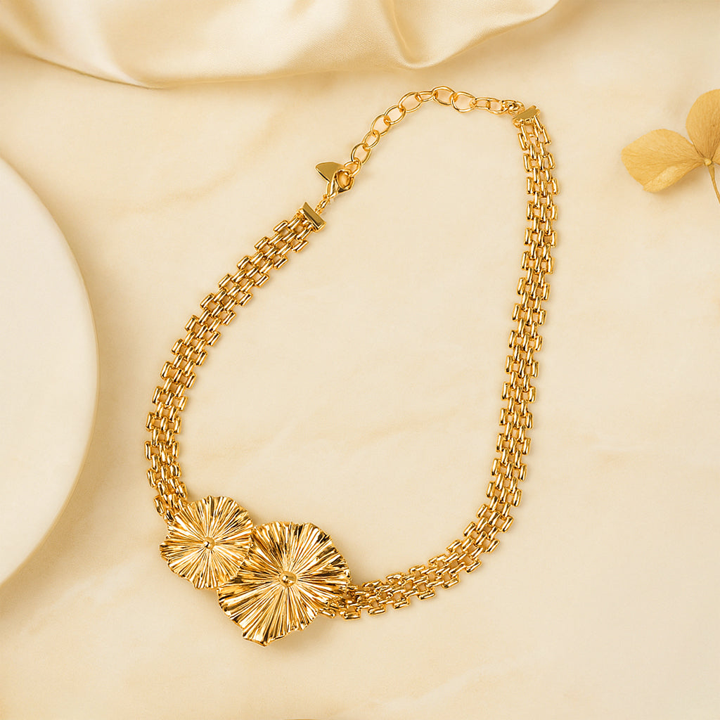 Flower Shower - Wide Gold Chain Necklace