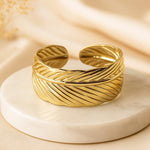 Load image into Gallery viewer, Golden Leaf Cuff Bracelet
