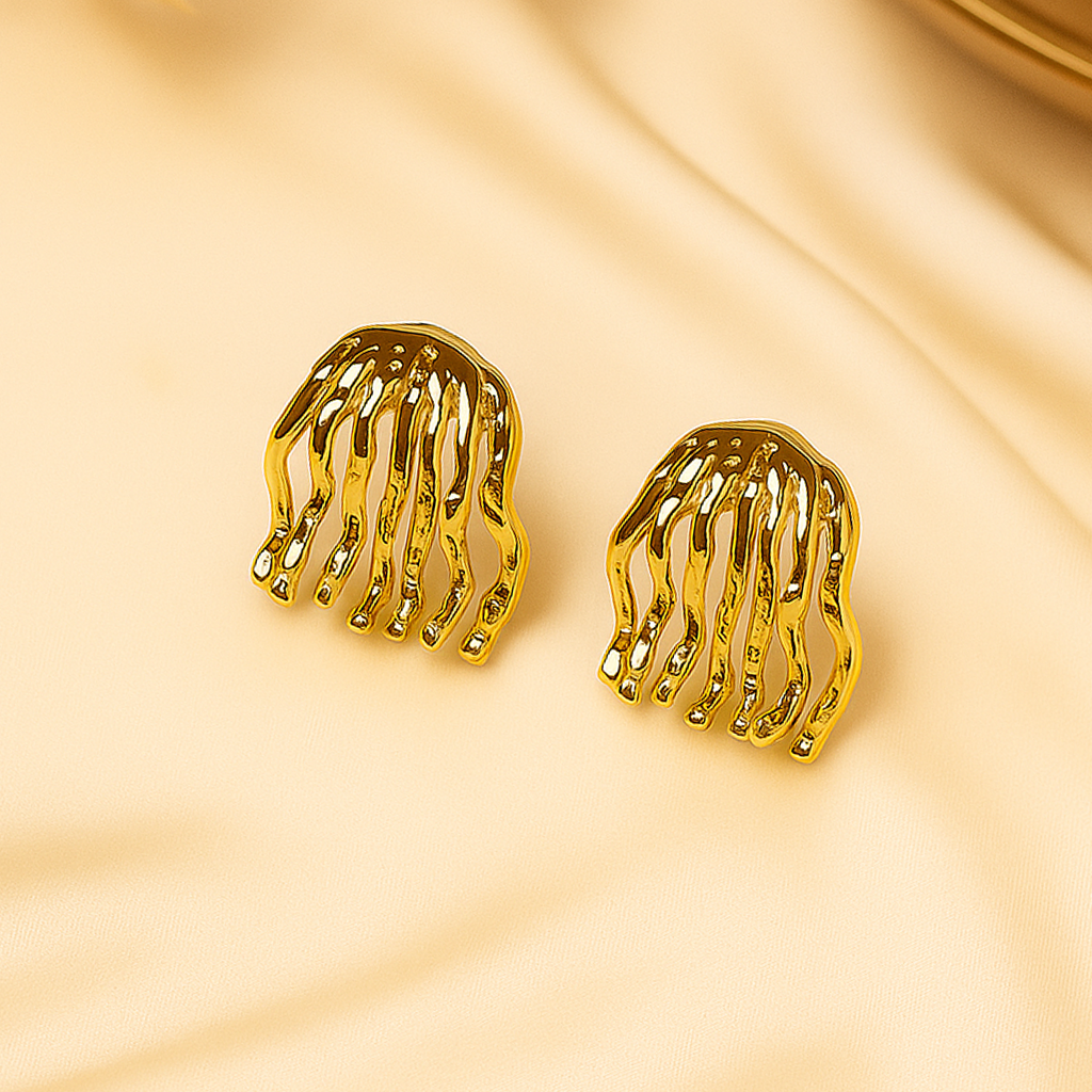 Hammered Golden Strings Earrings