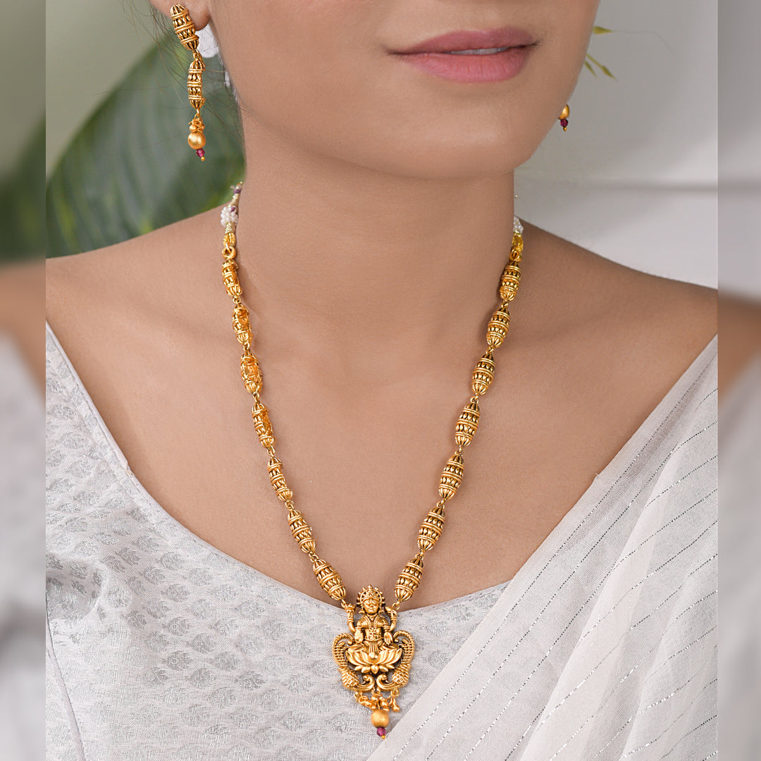 Divine Antique Devi Lakshmi Necklace Set
