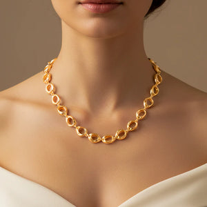 Golden Link - Chunky Necklace