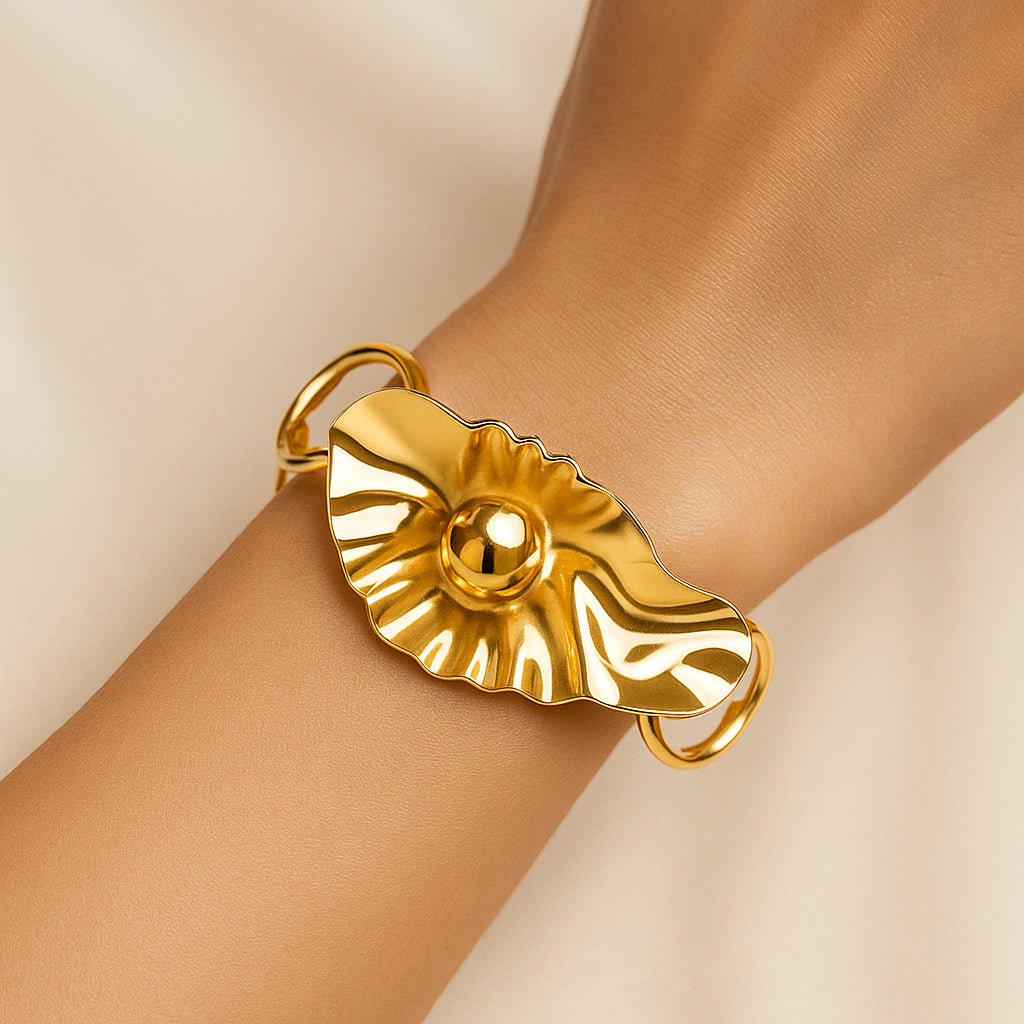Golden Oyster Cuff Bracelet