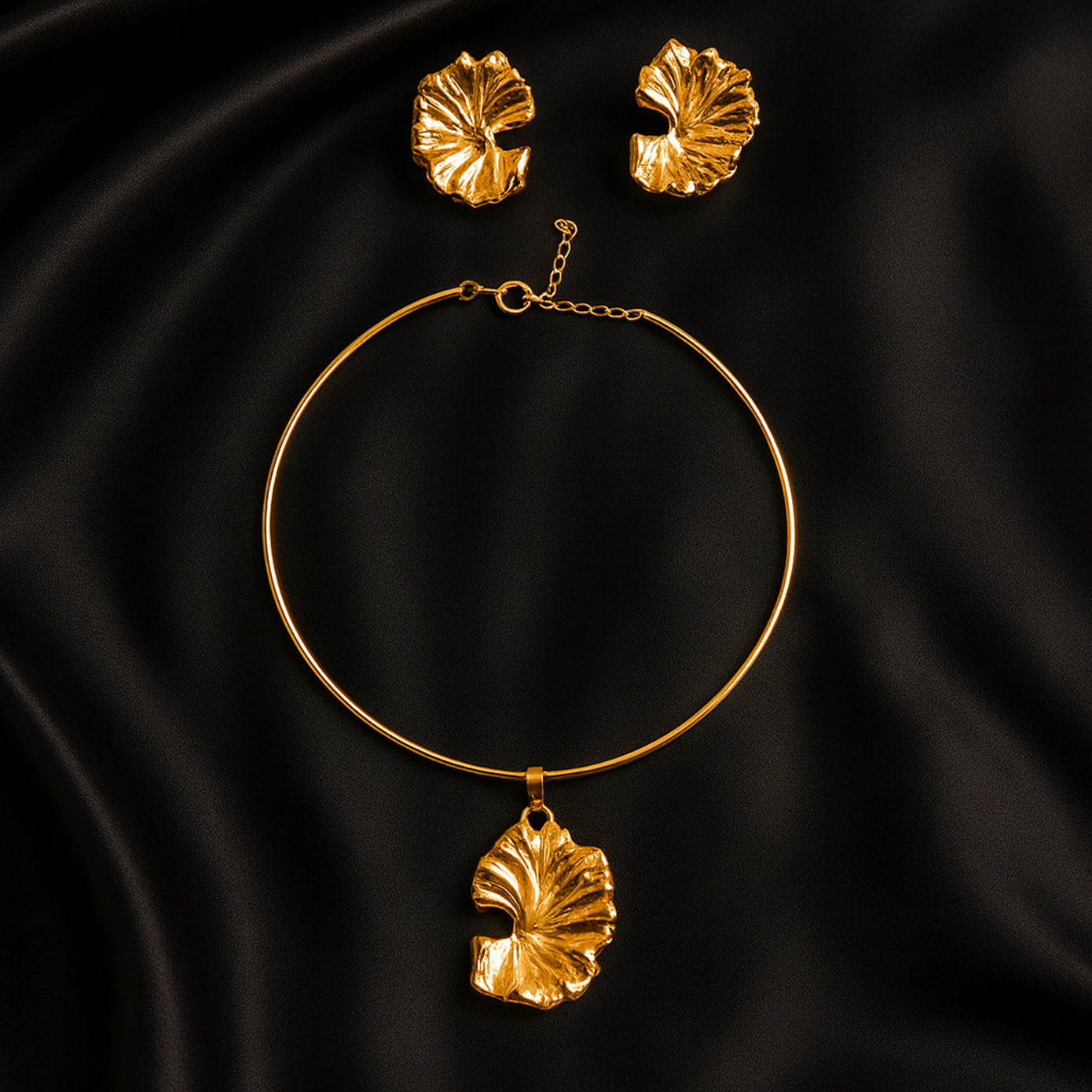 Petal Glow - Gold Choker & Earrings Set