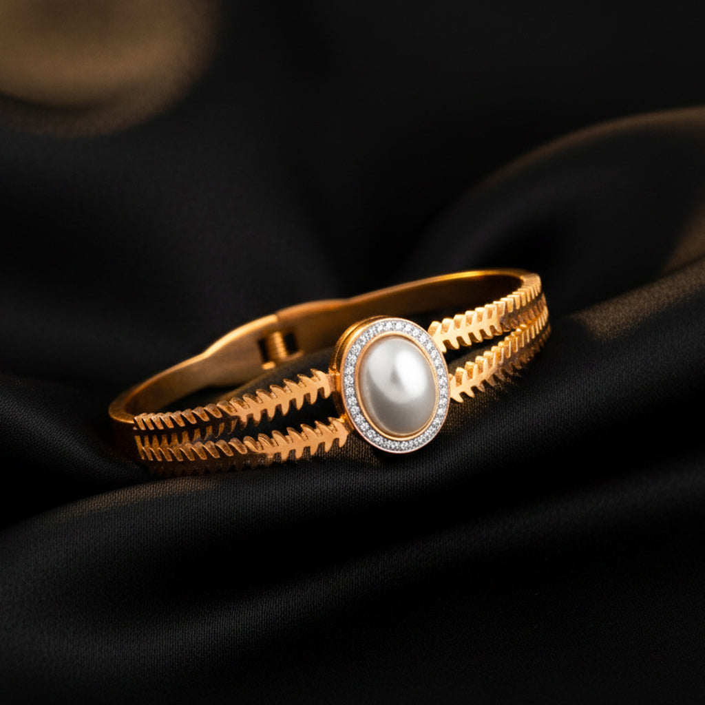 Pearl Mirage Bracelet