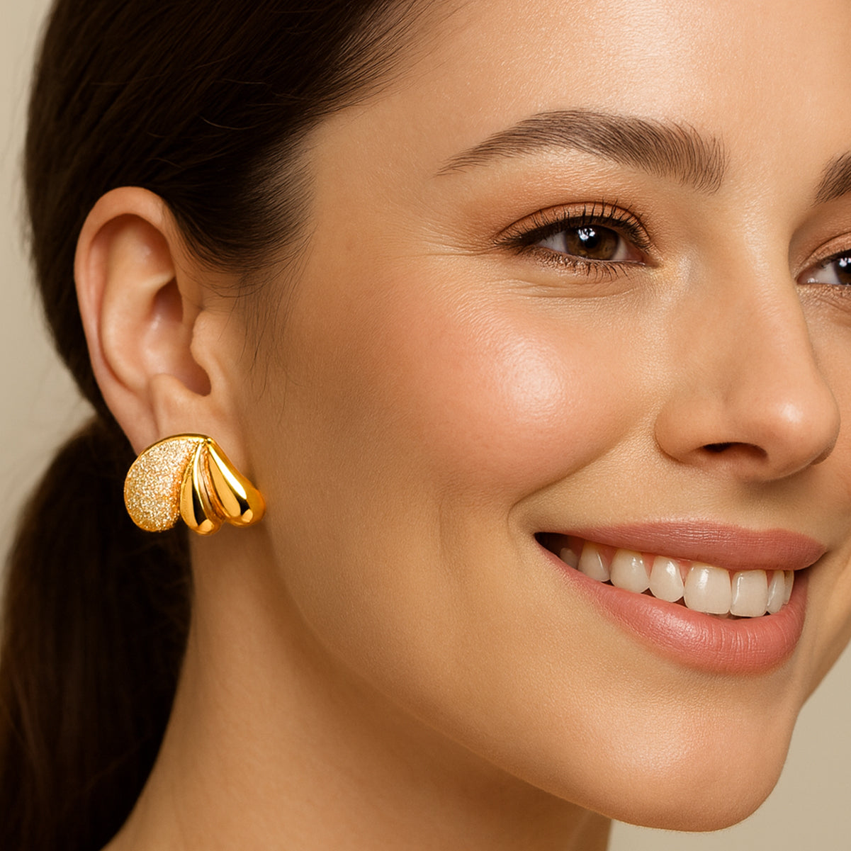 Leafy Gold - Faux Diamond Stud Earrings