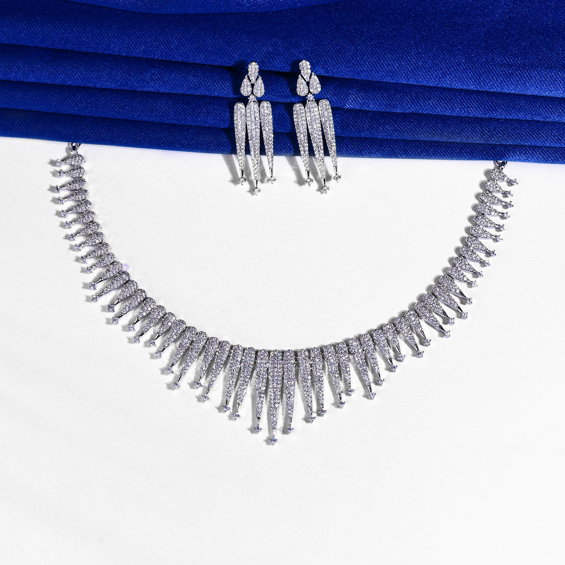 Silver American Diamod Jewellery Set