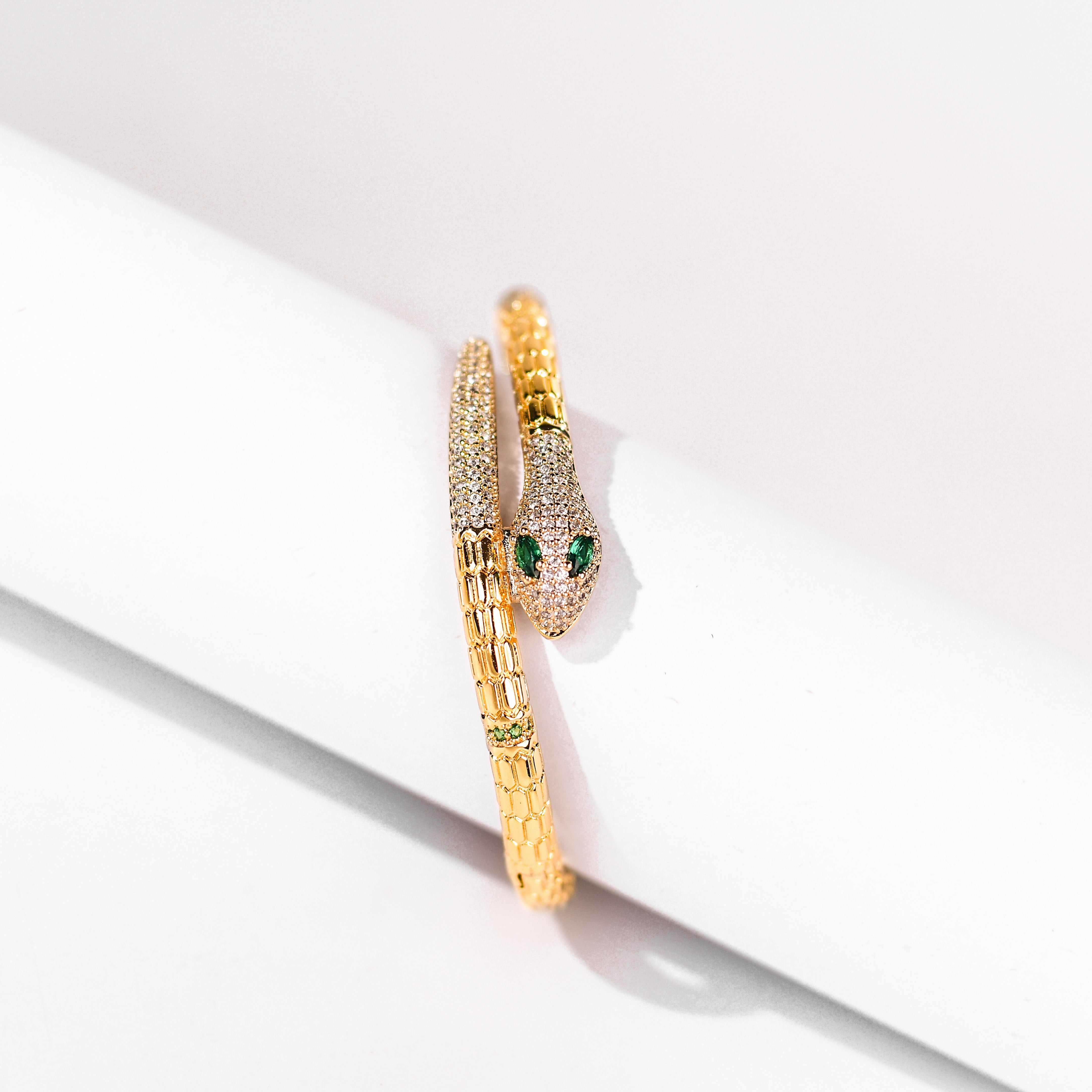 Green Snake Eye Zircon Gold Bracelets