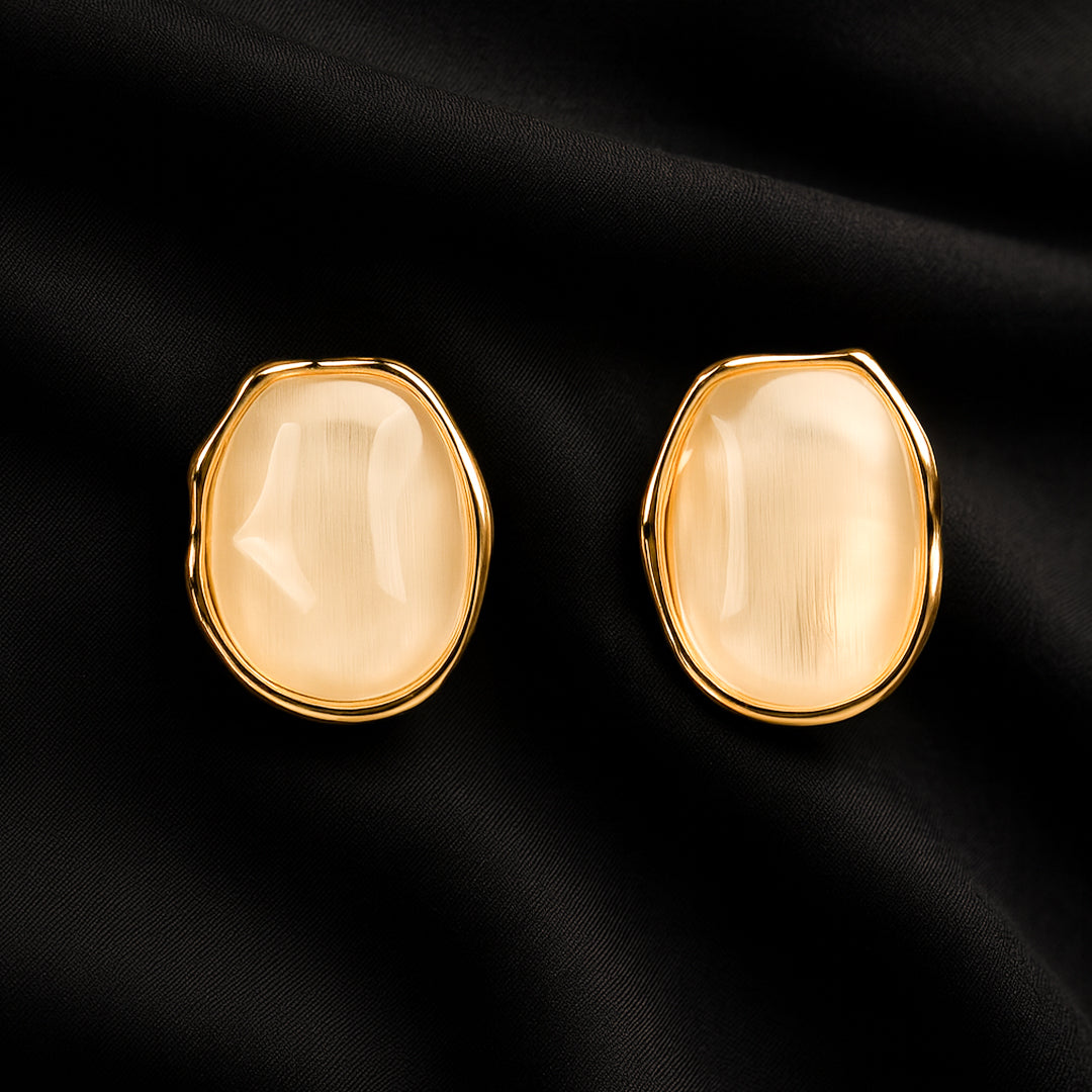 Moonshine - Classic Gem Studs