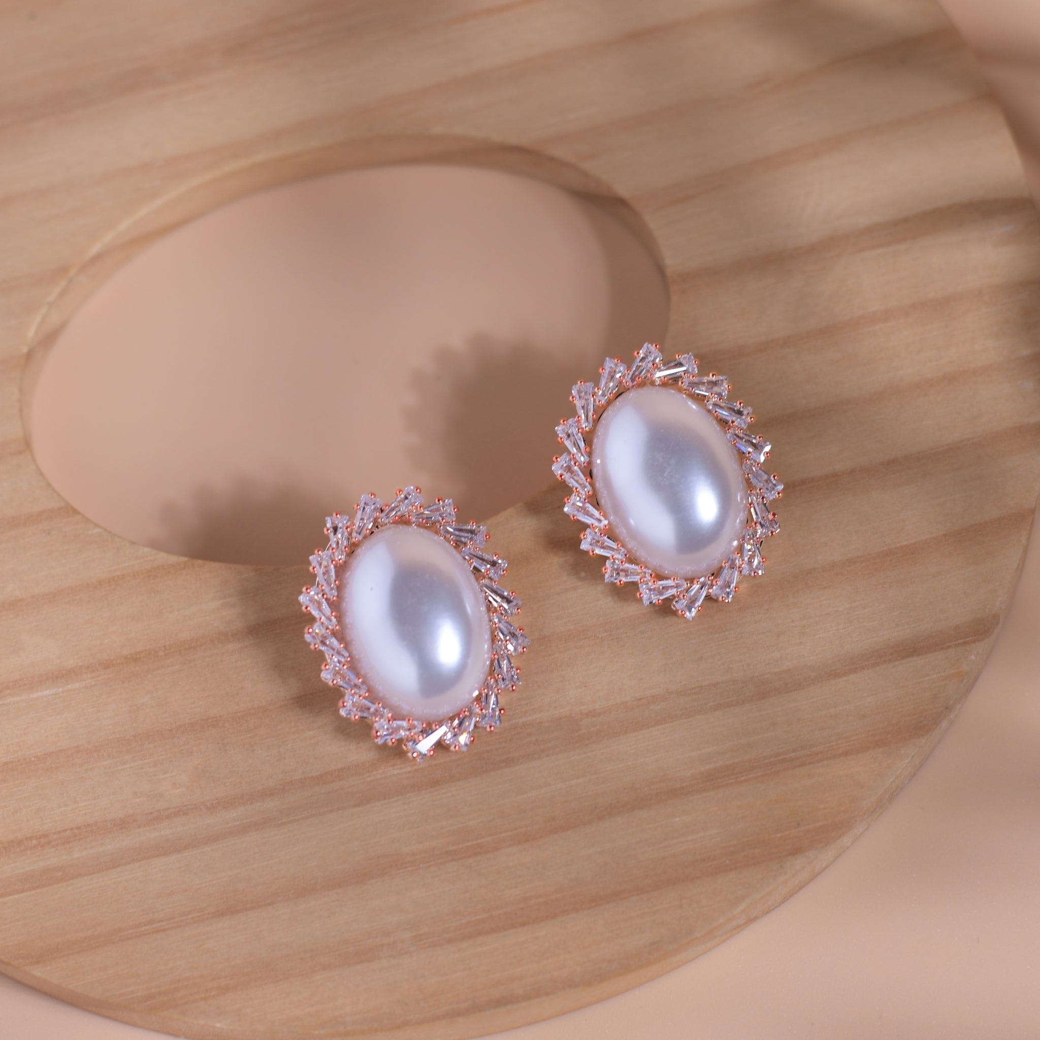 Rose Gold Plated White Pearl Earring