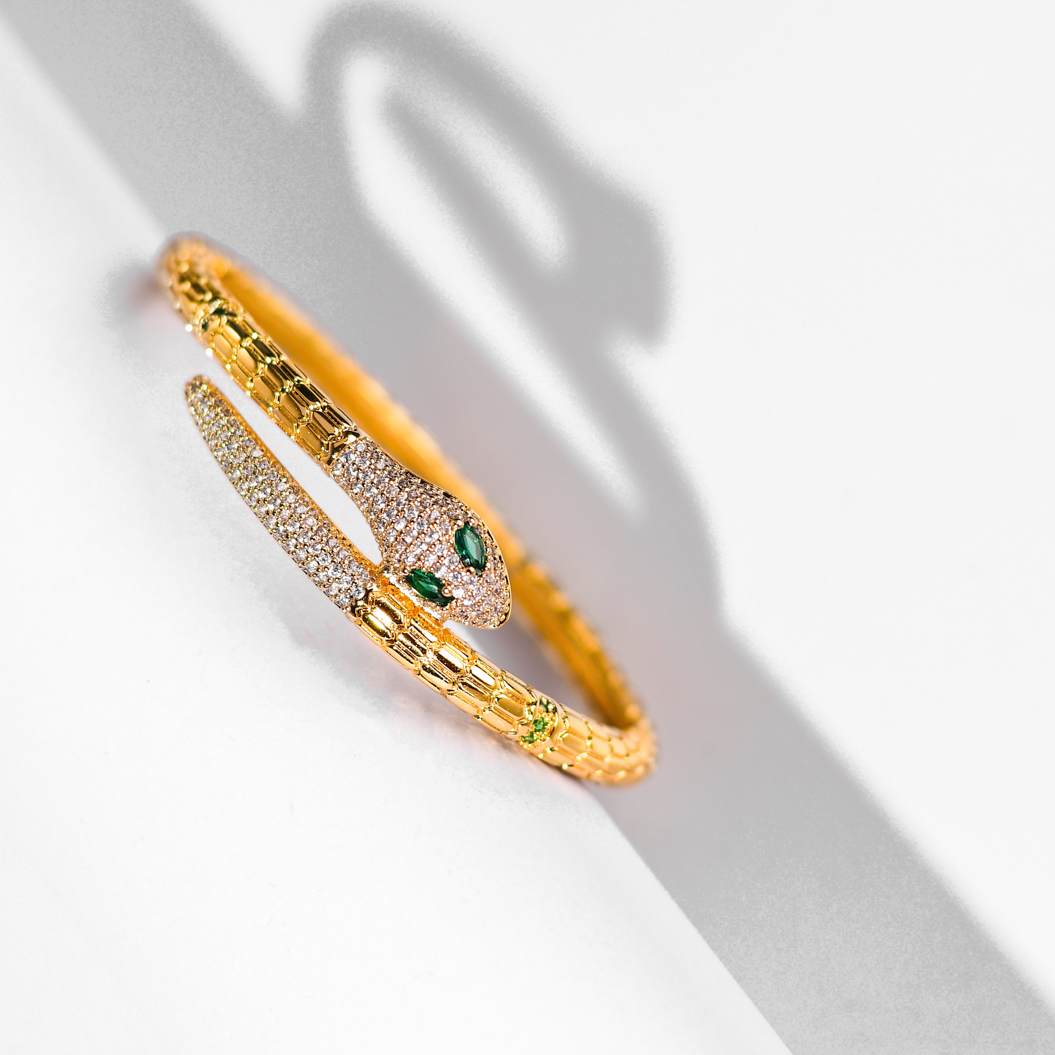 Green Snake Eye Zircon Gold Bracelets