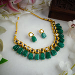 Load image into Gallery viewer, Glittery Mirror Chokar Necklace Set