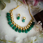 Load image into Gallery viewer, Glittery Mirror Chokar Necklace Set