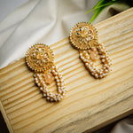 Load image into Gallery viewer, Pearls and Stones Peach Earrings