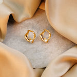 Load image into Gallery viewer, Pearl Gold Plated Earrings