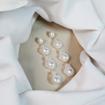 Load image into Gallery viewer, Silver Dropping Pearls Earrings
