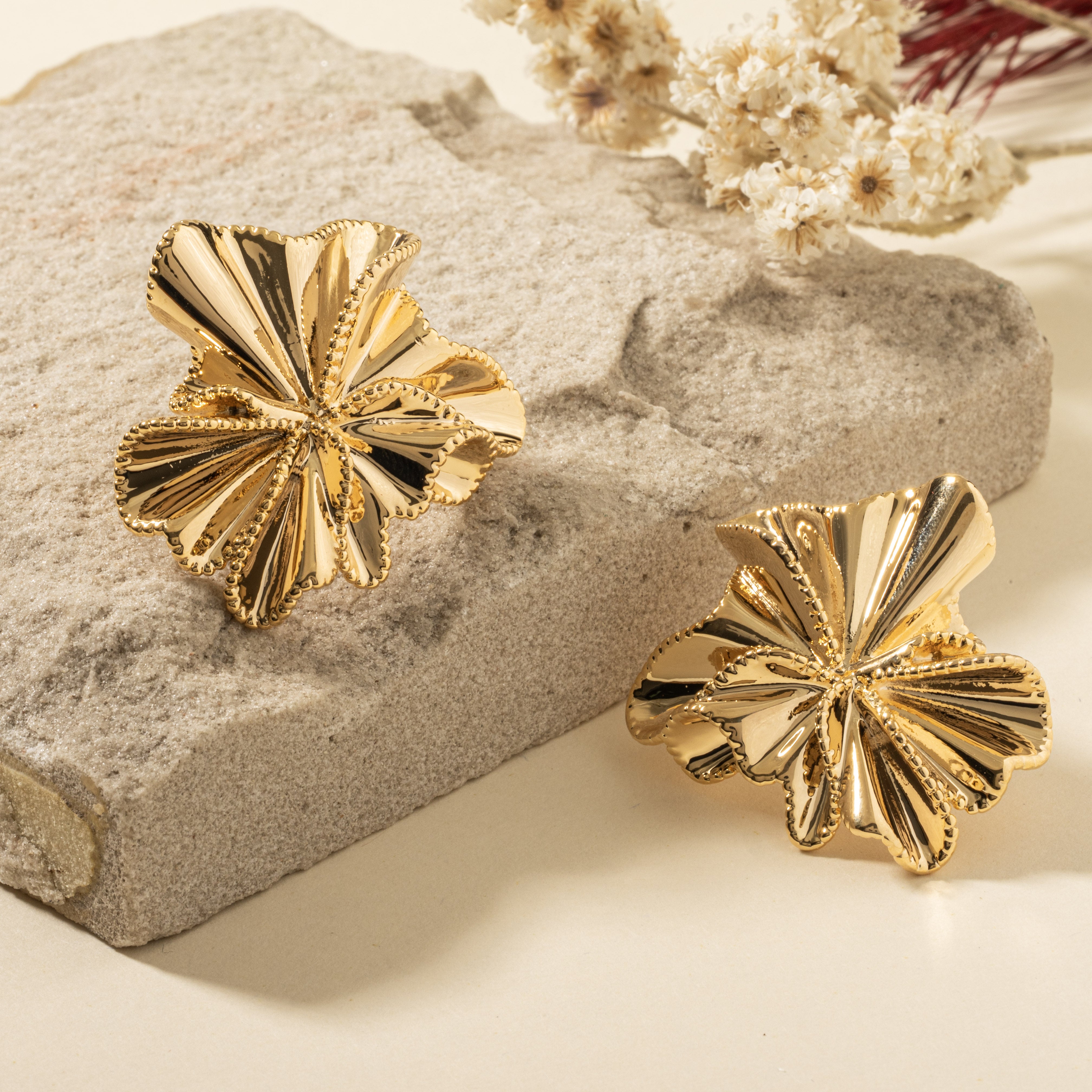 Edgy Flowers Gold Stud Earrings