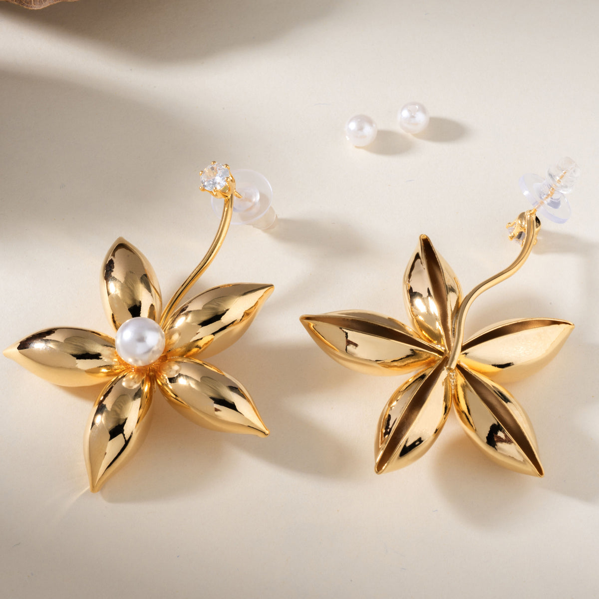 Daisy's Pearls - Gold Drop Earrings