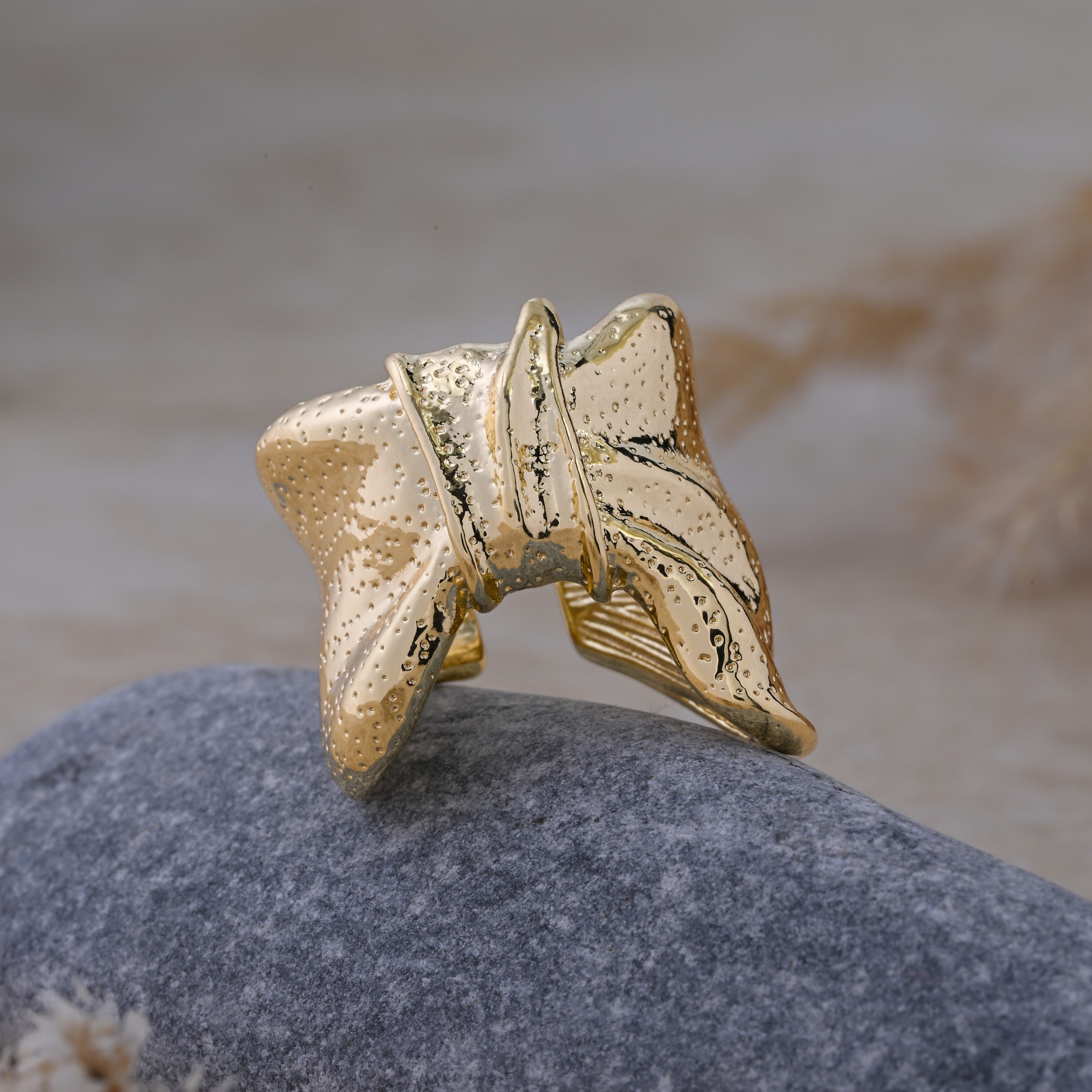 Golden Bow - Statement Ring