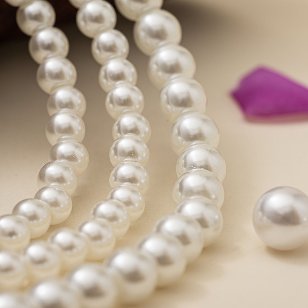 Pearly White - Layered Bead Necklace