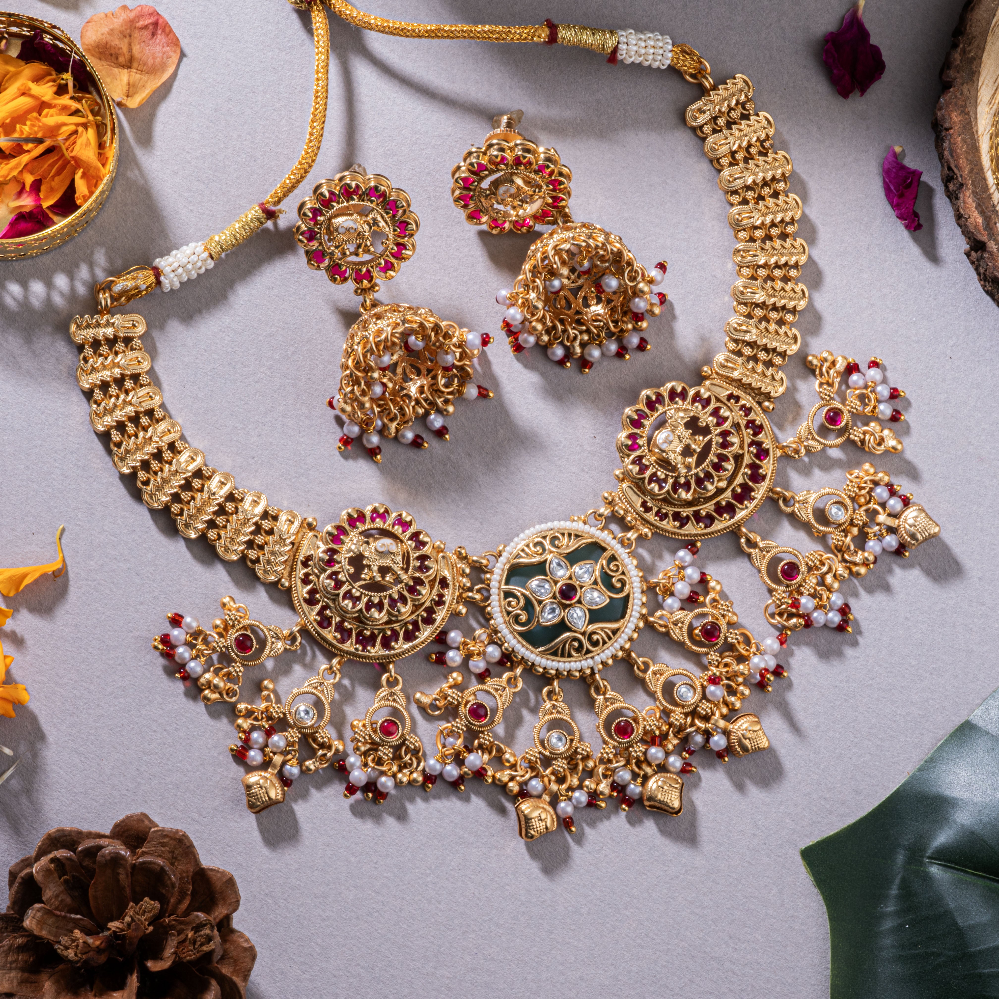Rani Varnika Rajwada Necklace Set