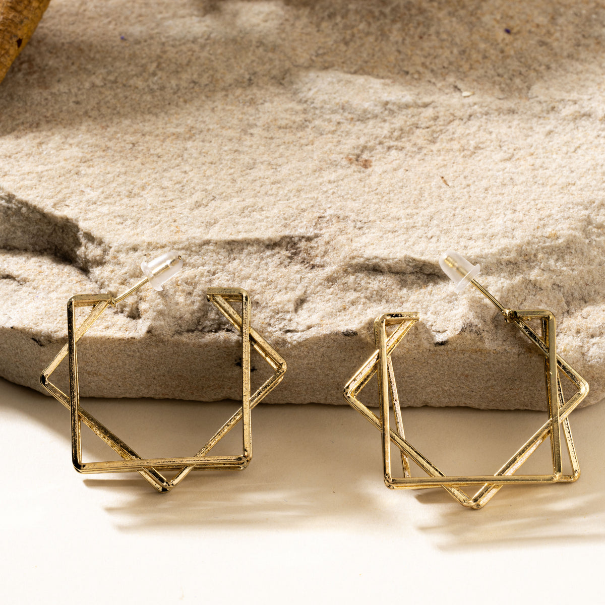 Geometric Round Earrings